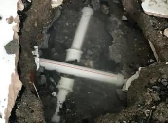 桥西阳台漏水维修公司为您分享楼上楼下漏水怎么处理