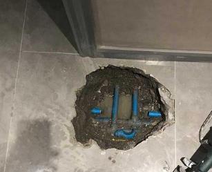桥西阳台漏水维修公司分享下暖气管道漏水的原因有哪些